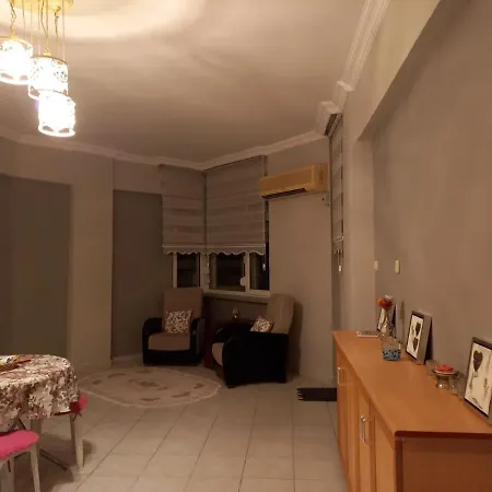 Golden Residence Apartment